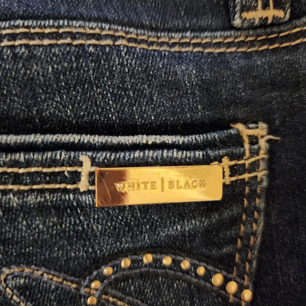 White House Black Market Crop Leg Womens Blue Jeans Size 0 Sophisticated Elevate